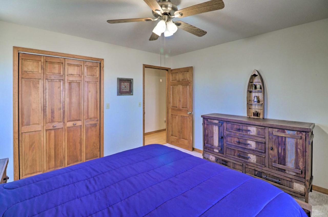 Secluded Marble Falls Family Home With Mtn Views! Exterior photo